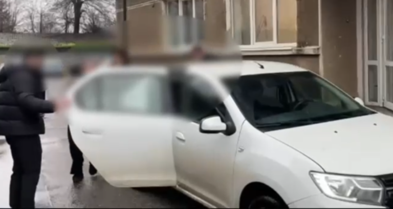 VIDEO | Afaceristă celebră, încătușată pentru escrocherii cu vacanțe